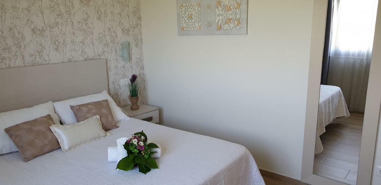 Apartamentos La Pradera De Isla Plana Buitenkant foto